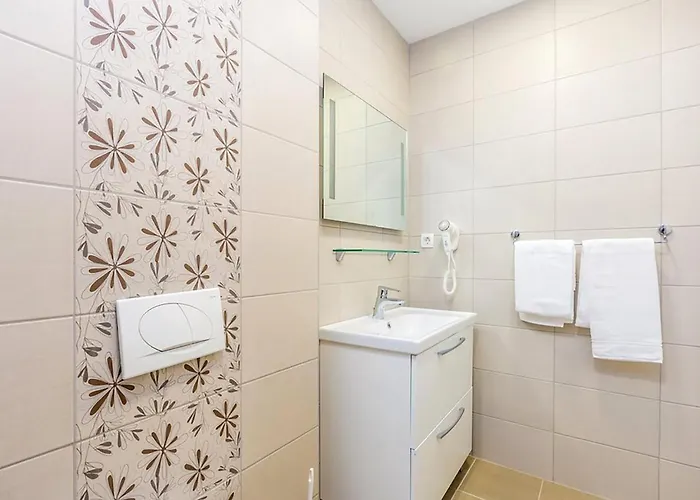 Gorgeous In With Pool Διαμέρισμα *