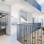 Apartment Gorgeous In With Pool Punat