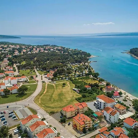 公寓 Gorgeous In With Pool