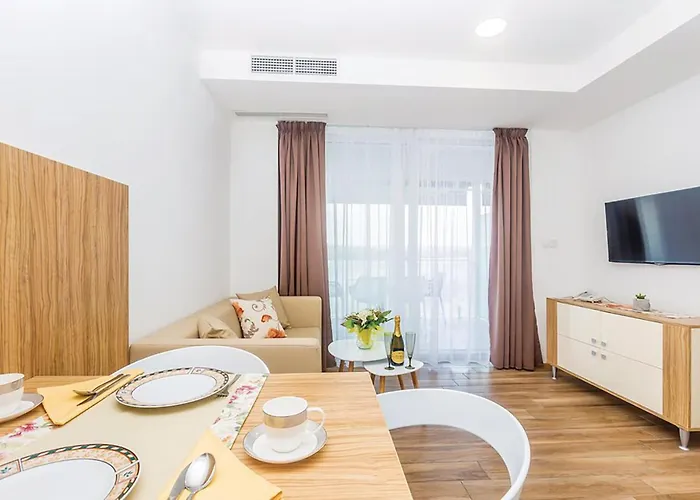 Appartamento Gorgeous In With Pool