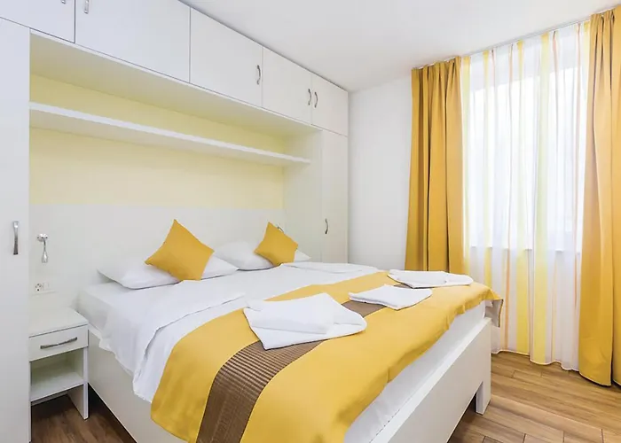 Appartamento Gorgeous In With Pool *