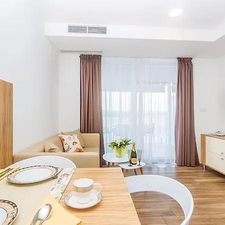 Apartament Cozy In With Swimming Pool